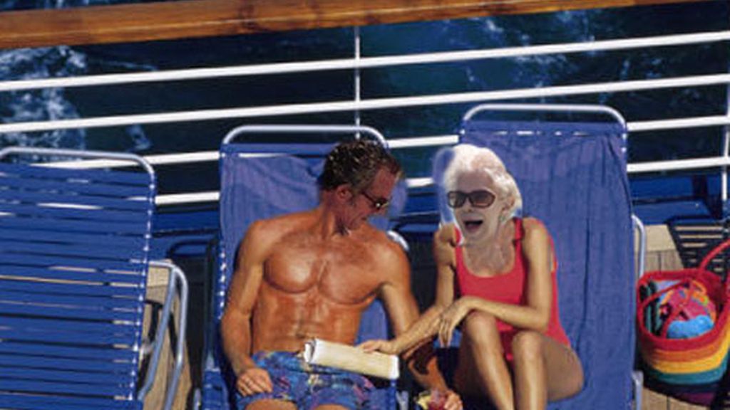 La Duquesa de Alba y Alfonso Díez, vacaciones en el mar