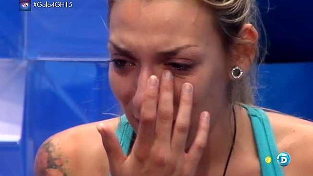 Paula, llorando: “Yo nunca me he enamorado”