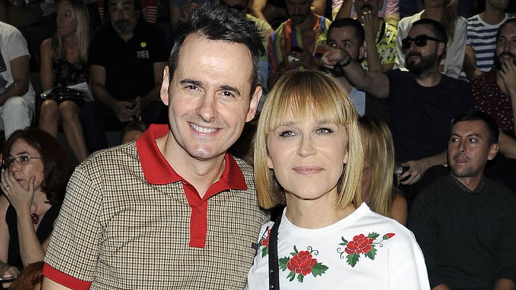 Luis Miguel Segui y Antonia Sanjuan en el desfile de Carlos Díez