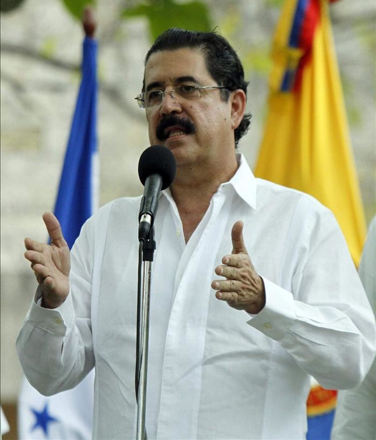 En la imagen, el expresidente de Honduras Manuel Zelaya. EFE/Archivo