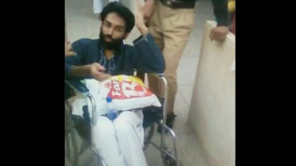 Un preso pakistaní esquiva la pena de muerte por estar paralítico