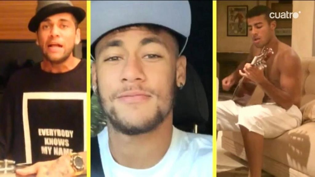 Alves y Neymar cantan y Rafinha se da la guitarra, el trío musical del Barcelona