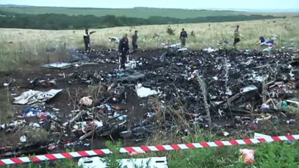 Los prorrusos obstaculizan el acceso de la OSCE a los restos del avión
