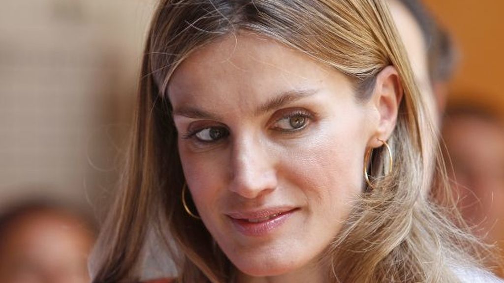 Letizia, de rojo pasión