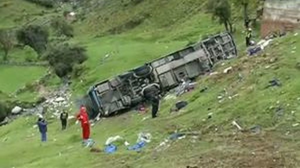 Al menos 24 muertos en un accidente de autobús en Perú