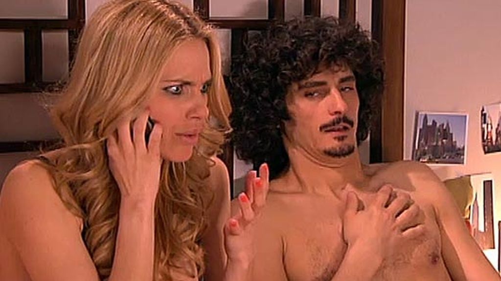 Javier engaña a Raquel para intentar acostarse con ella