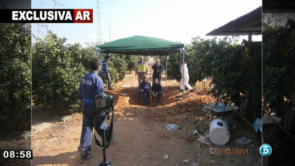 Durante los registros, la policía insistió en la hoguera