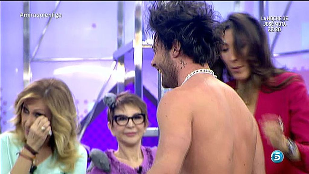 Paz Padilla quería comprobar en primera persona cómo es Aless en bañador