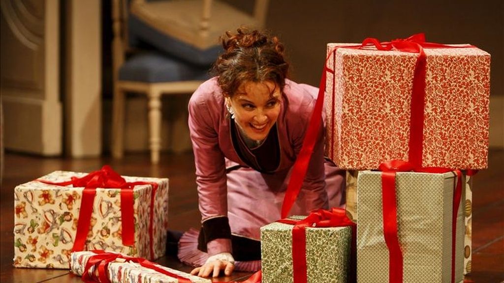 La actriz Silvia Marsó durante la presentación del espectáculo teatral "Casa de muñecas" del dramaturgo noruego Henrik Ibsen, que se representará en el Teatro Fernán Gómez hasta el 1 de mayo. EFE