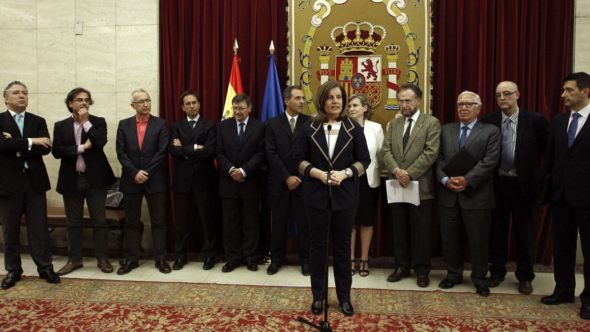 Báñez recibe el informe del comité de expertos sobre las pensiones