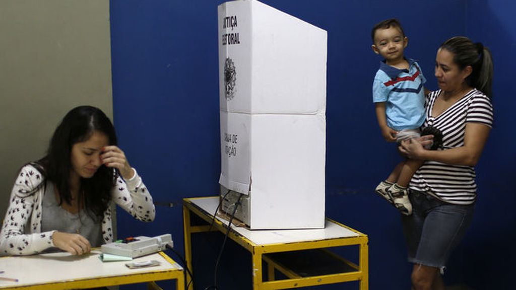 Las urnas se abren en la primera vuelta de las elecciones de Brasil