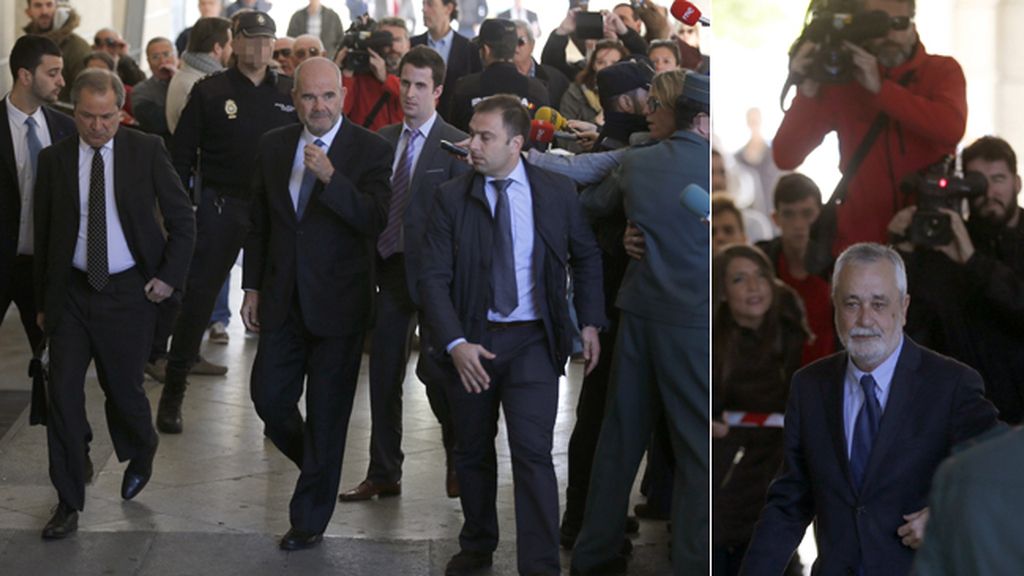 Chaves y Griñán, increpados en los juzgados de Sevilla al grito de “chorizo”