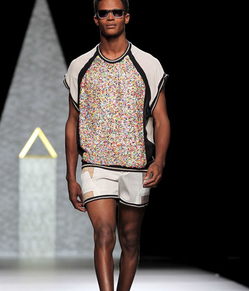 Las formas piramidales y el color flúor