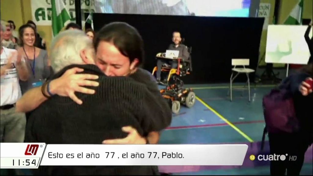Pablo Iglesias, emocionado con la asistencia de Julio Anguita a uno de sus actos