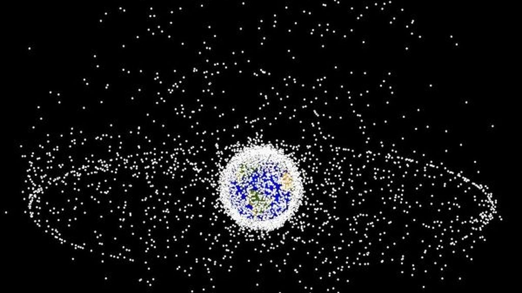 Imagen de la basura espacial que rodea la Tierra