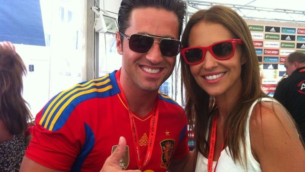 David Bustamente y Paula Echevarría, locos por La Roja