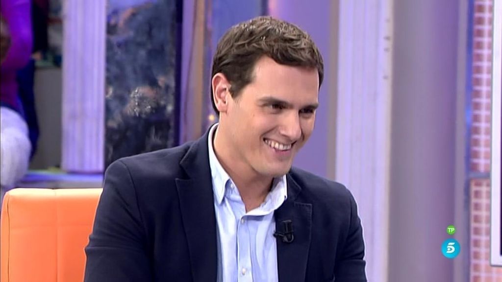 Albert Rivera: "Hay una crisis de confianza y quiero reconciliar a la gente con los políticos"