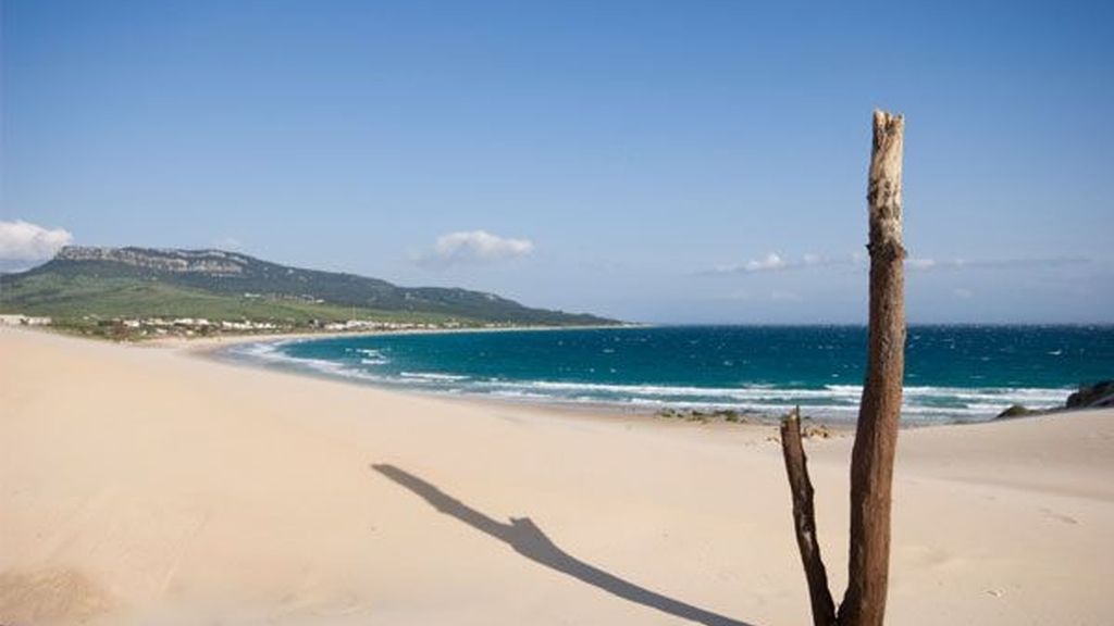 8. Playa Bolonia (Costa de la Luz, España)