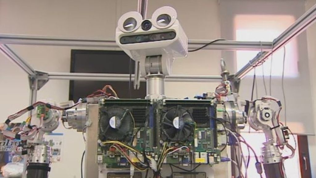 Proponen que los robots paguen impuestos para compensar los empleos perdidos