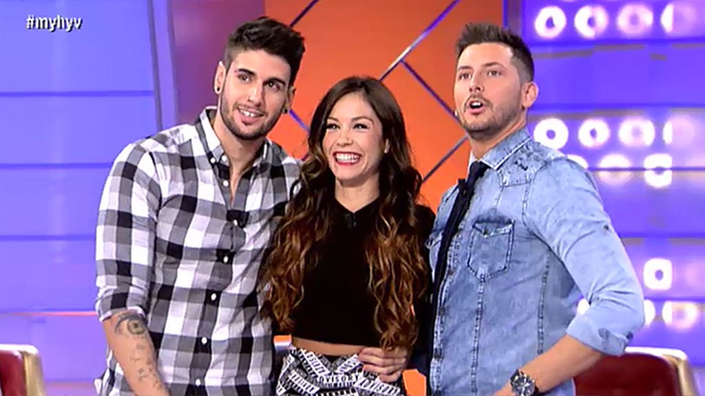 A Coraima le gustan Manu e Iván