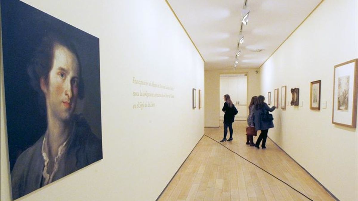 Autorretrato del pintor de cámara en la corte, Mariano Maella, contemporáneo de Goya, y cuya primera exposición dedicada a este artista en España ha sido inaugurada hoy en la Fundación Marcelino Botín. EFE/