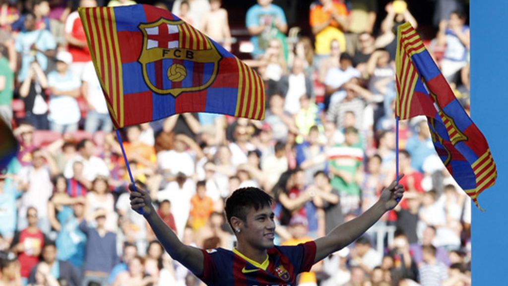 Neymar, presentado oficialmente en el Camp Nou