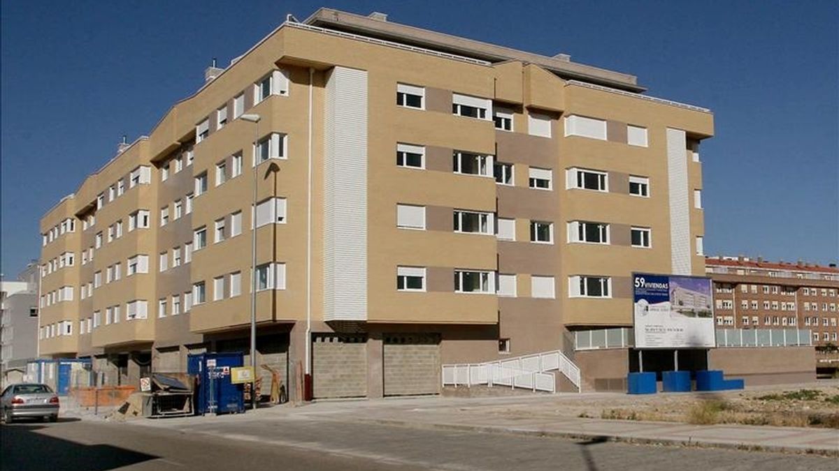 En la imagen, un edificio de viviendas. Vídeo: Informa Telecinco