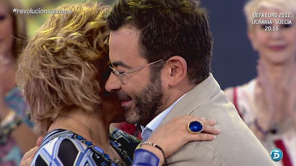 La colaboradora lo comunica entre lágrimas