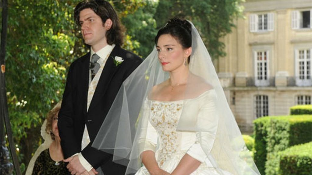 La Duquesa, feliz en la boda de su nieto