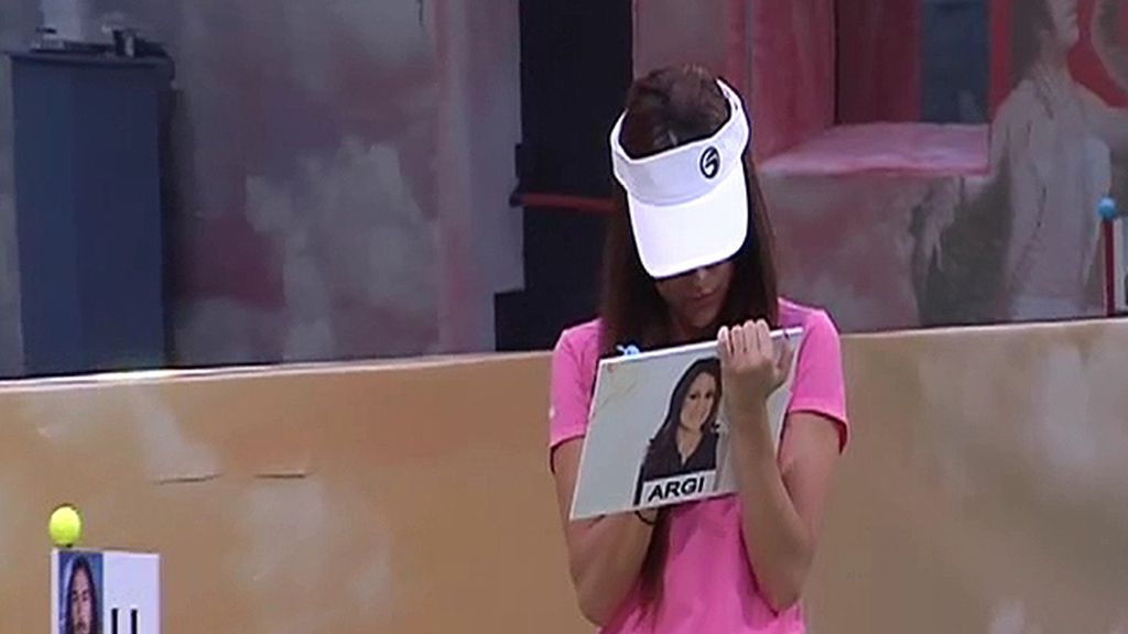 Vestidos como señoritos: con viseras y polos