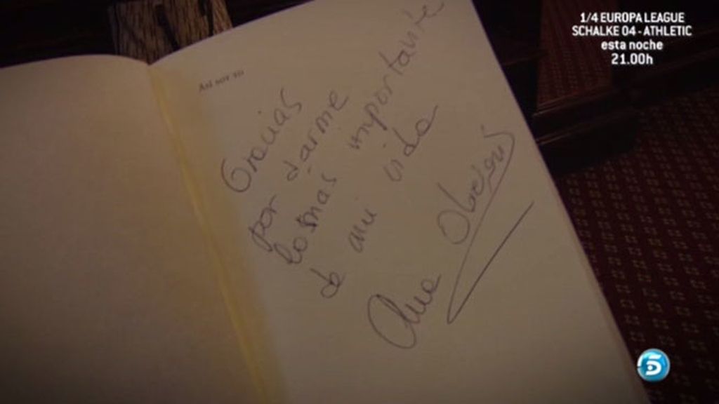 Lequio debutó como reportero de 'AR' en la presentación del libro de Ana Obregón