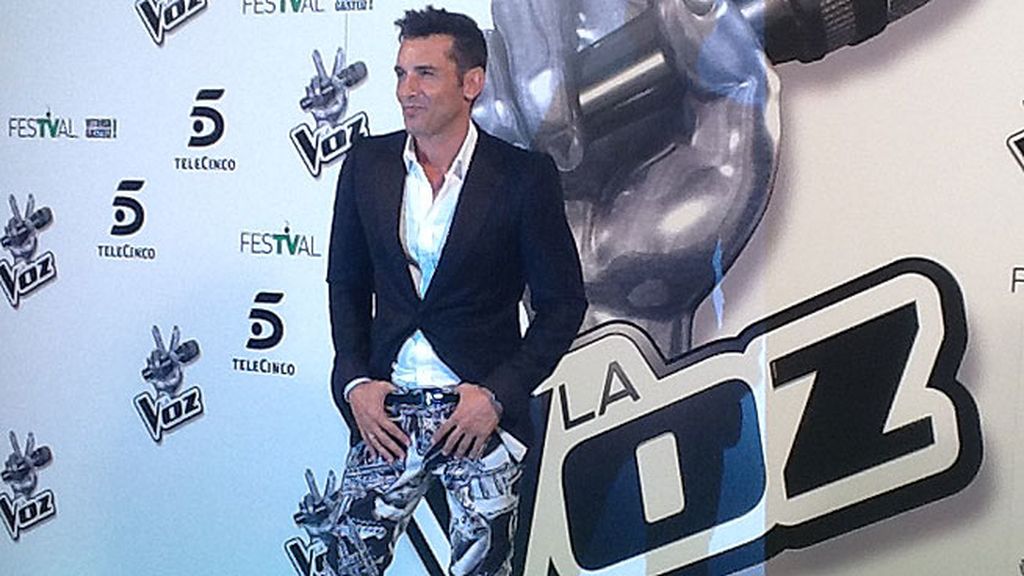 La alfombra 'verde', los coaches, el presentador, los fans...