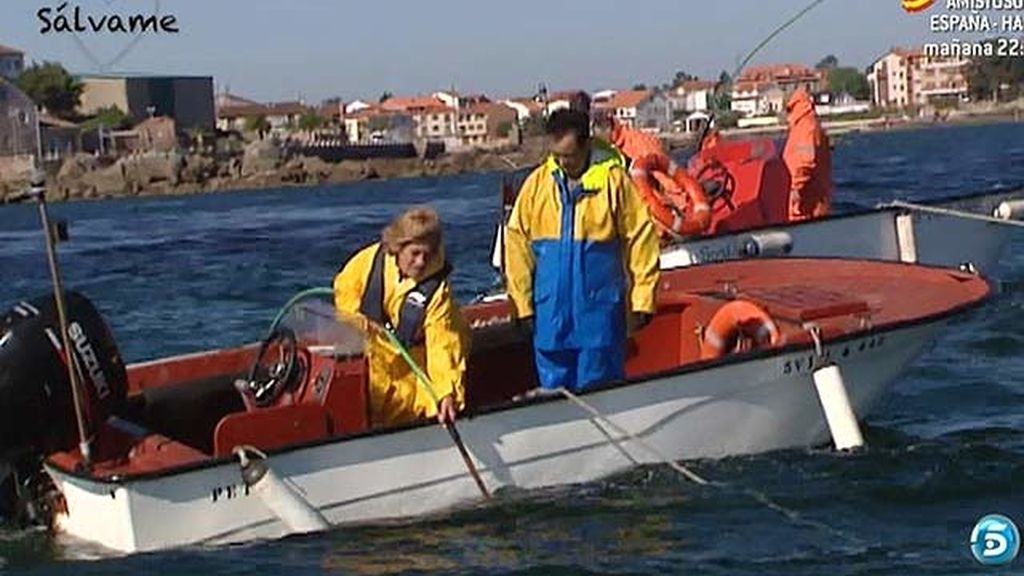La periodista ha trabajado durante tres días con pescadores y mariscadoras