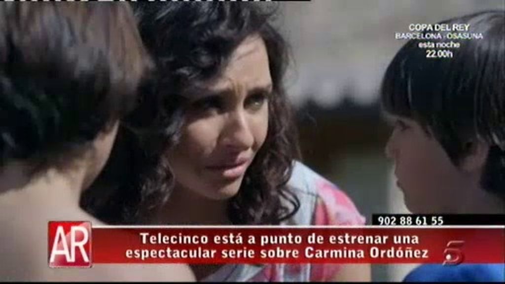 Narra la vida de Carmen desde su niñez hasta convertirse en 'La Divina'