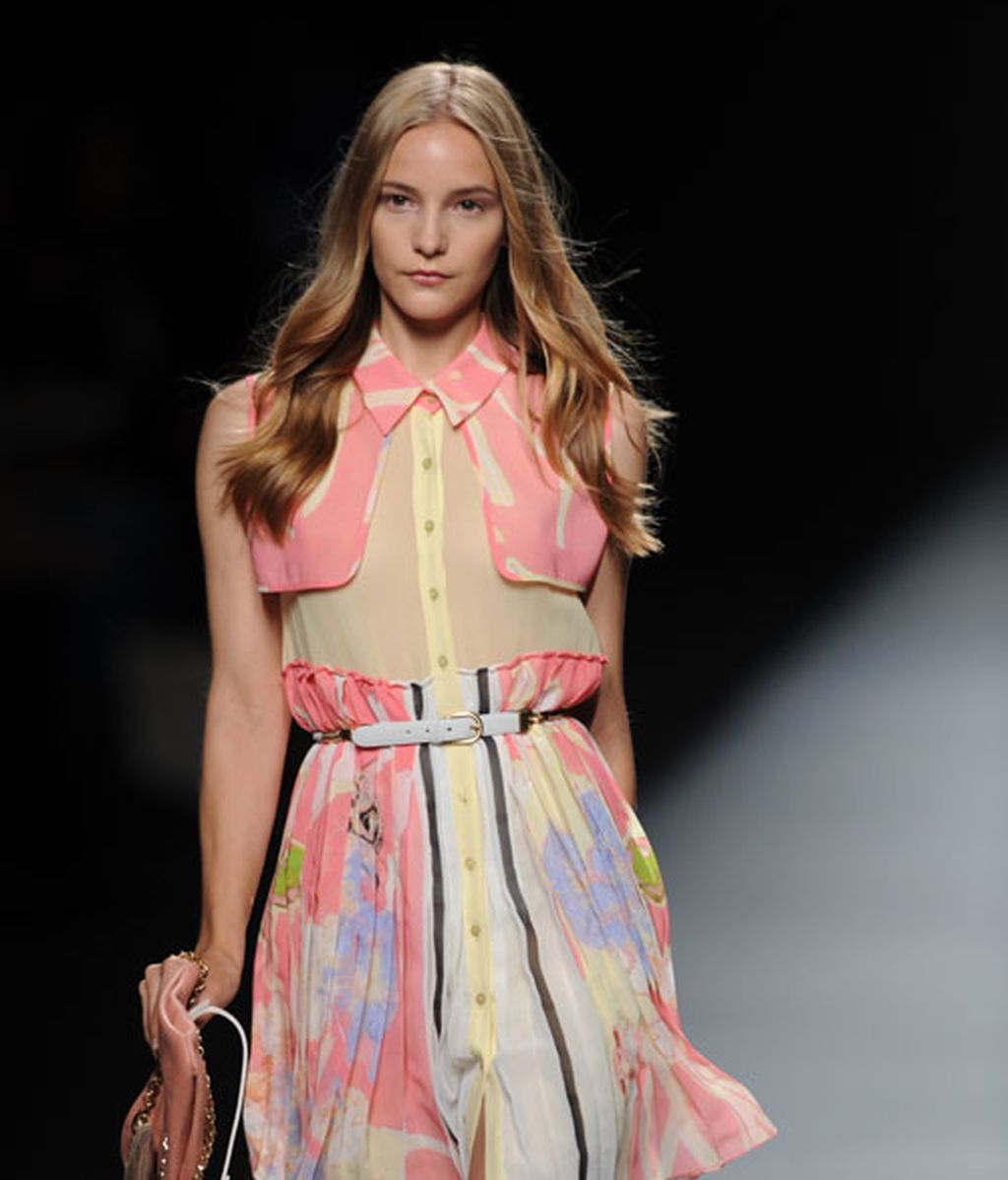 Vuelta a los 50 con Adolfo Domínguez