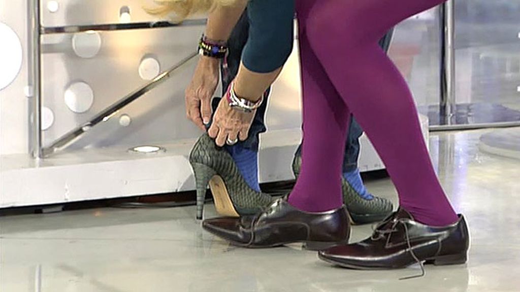 Jorge Javier Vázquez comprueba lo que es andar con tacones