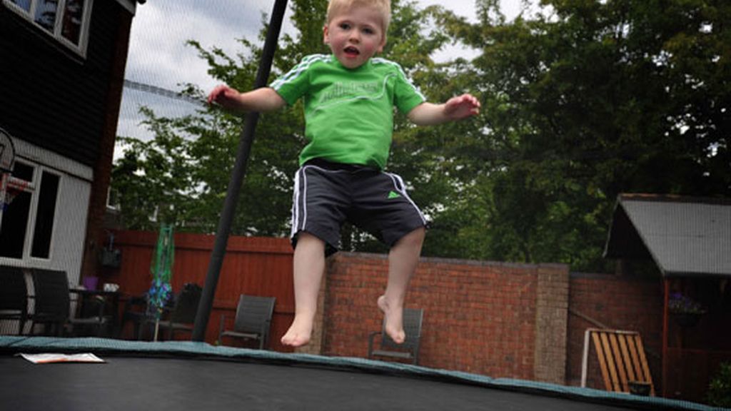 El niño que no siente dolor