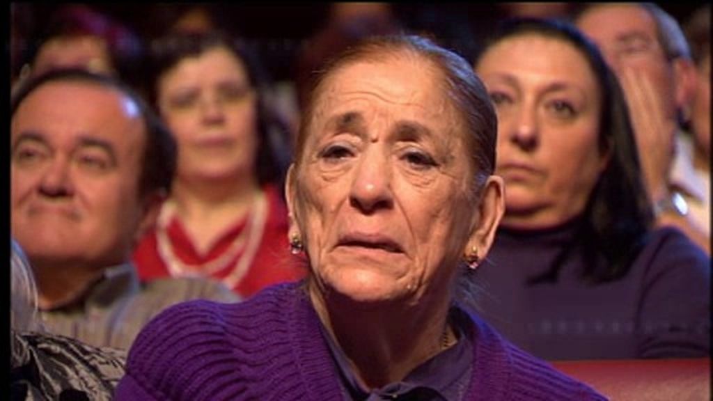 Una madre emocionada
