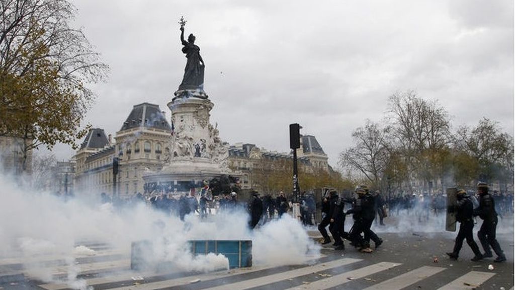 Las protestas medioambientales en París se saldan con varios centenares de detenidos