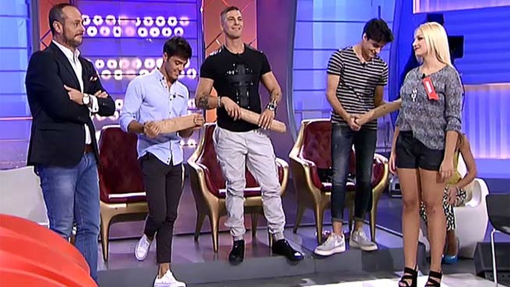 Anna reparte panes como nadie