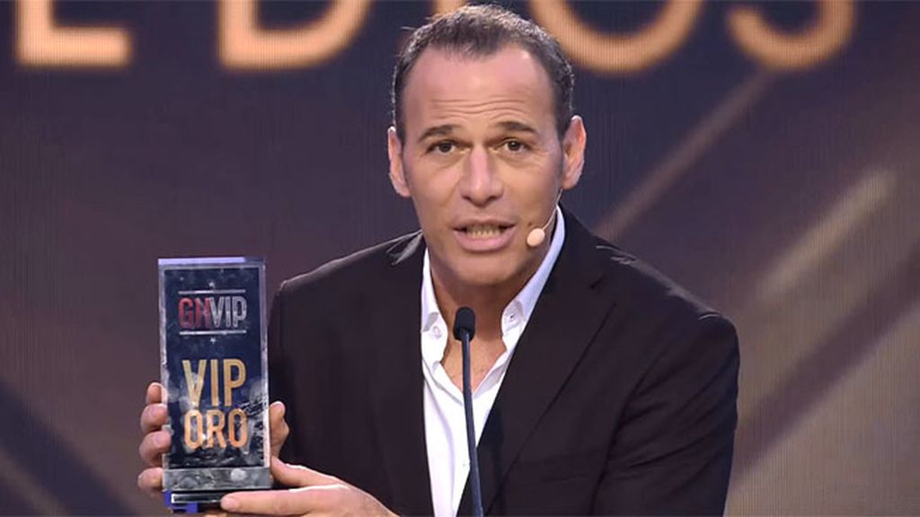 Y el ganador del VIP de oro en la categoría ‘la elegida de Dios’ es…¡Carlos!