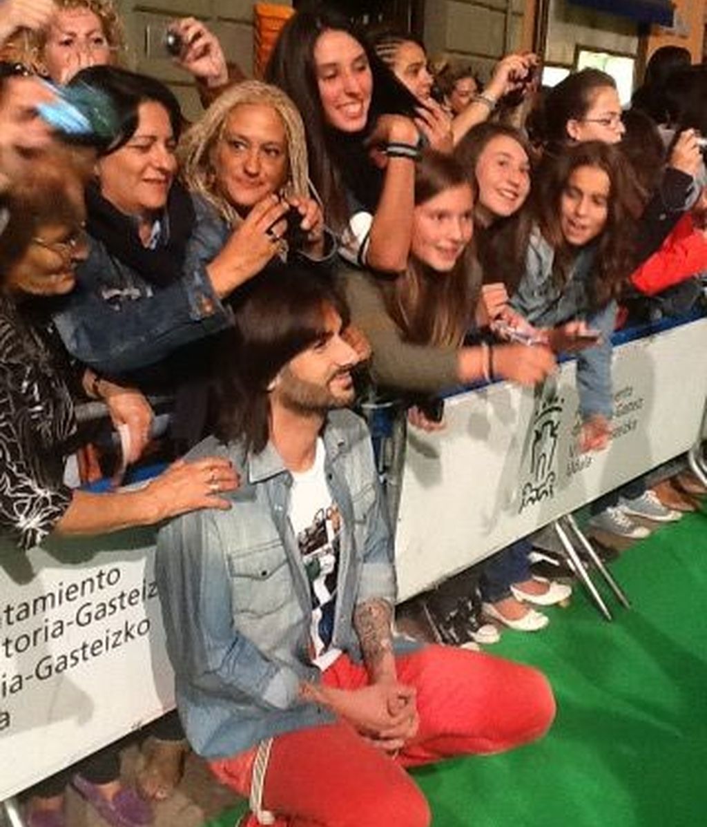 La alfombra 'verde', los coaches, el presentador, los fans...