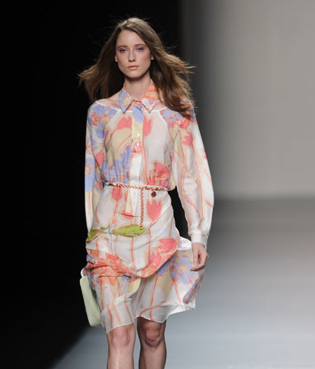 Vuelta a los 50 con Adolfo Domínguez