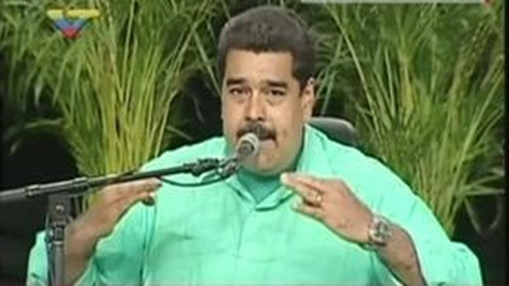 Maduro: "Si se cumplen los requisitos, el referéndum será el próximo año y punto"