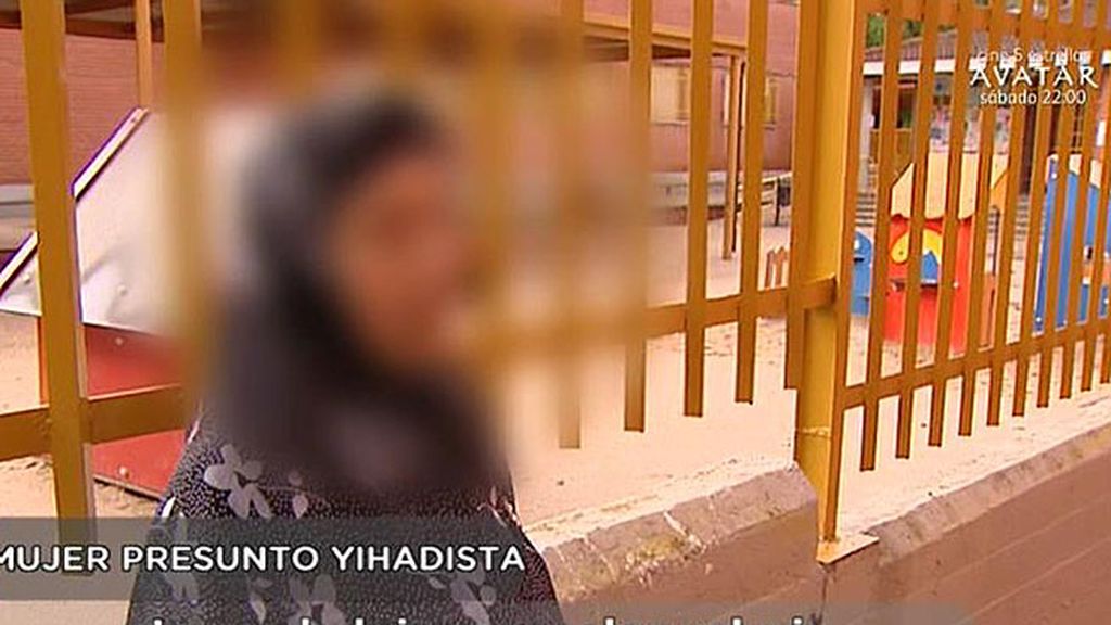 'AR' habla con la mujer del presunto reclutador de terroristas detenido en Madrid