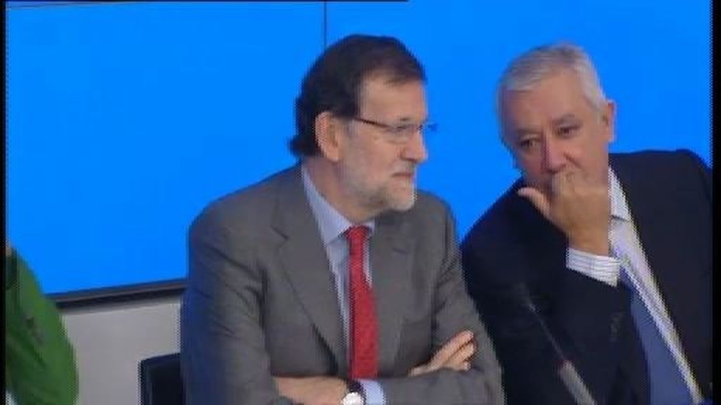 Rajoy insiste en que no habrá cambios en el PP y subraya la unidad del partido