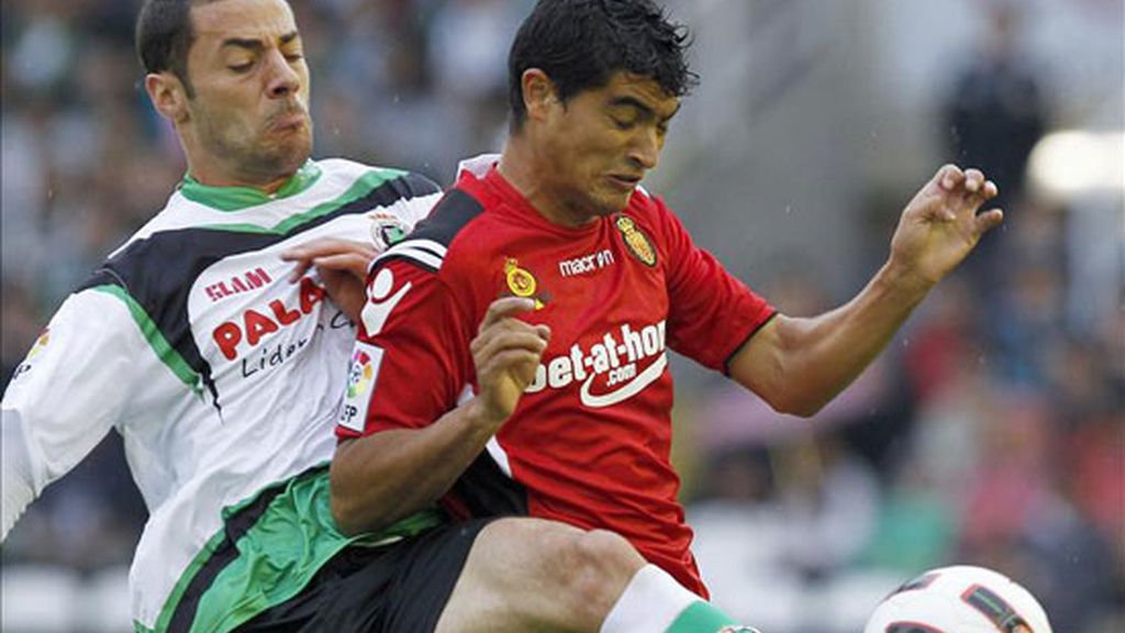 El Racing de Santander, cada vez más cerca de la permanencia. Foto: EFE