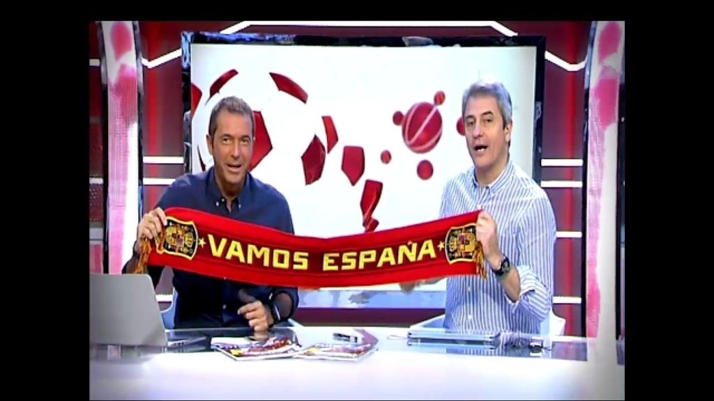 Anima a La Roja con la bufanda oficial de la Selección española para la Eurocopa