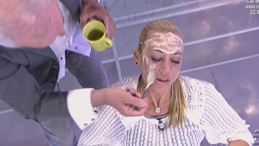 La sesión de belleza de Belén Esteban