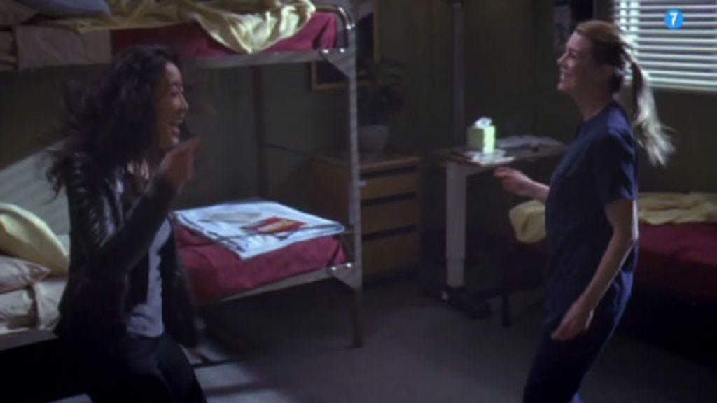 #Momentogrey9: Meredith Grey le dice a Cristina Yang que es 'su persona'